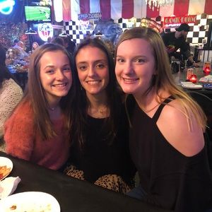 Meet your Posher, Virginia